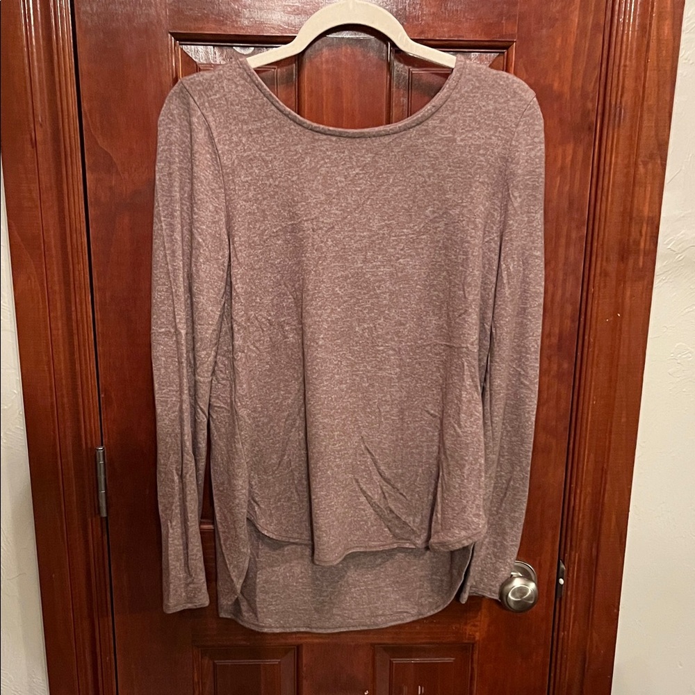 Old Navy Women's Long Sleeve Top in Brown